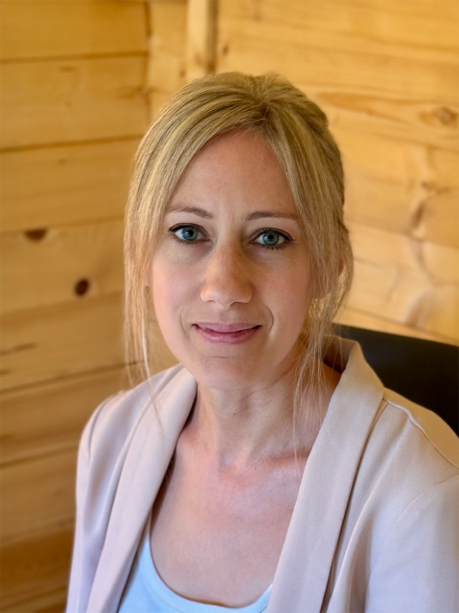 Laura Lovelock Profile Image